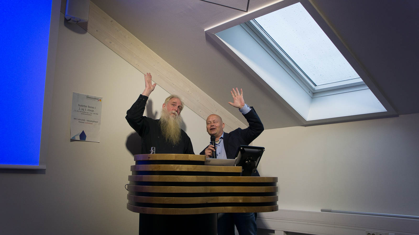 Co-presenting at event